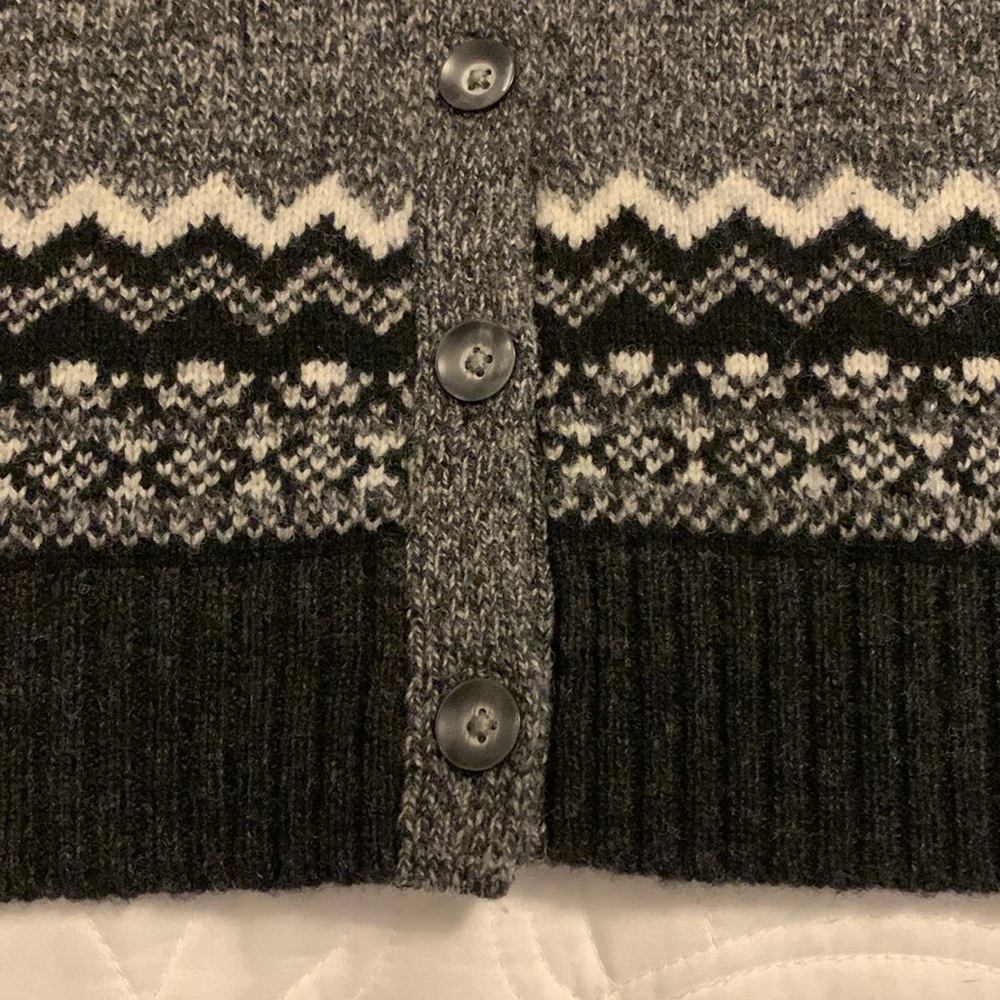 Eddie Bauers Women’s Crew-Neck Lambswool Long Sleeve Cardigan Cottage Core SZ L - Picture 6 of 12